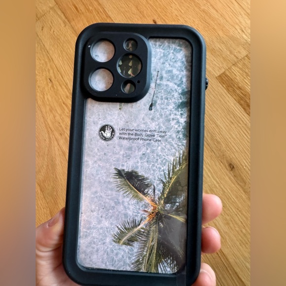 Body Glove Black Waterproof iPhone Case - Picture 2 of 6